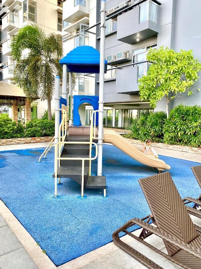 Frost At Manhattan Heights Towerb Manila Exterior photo